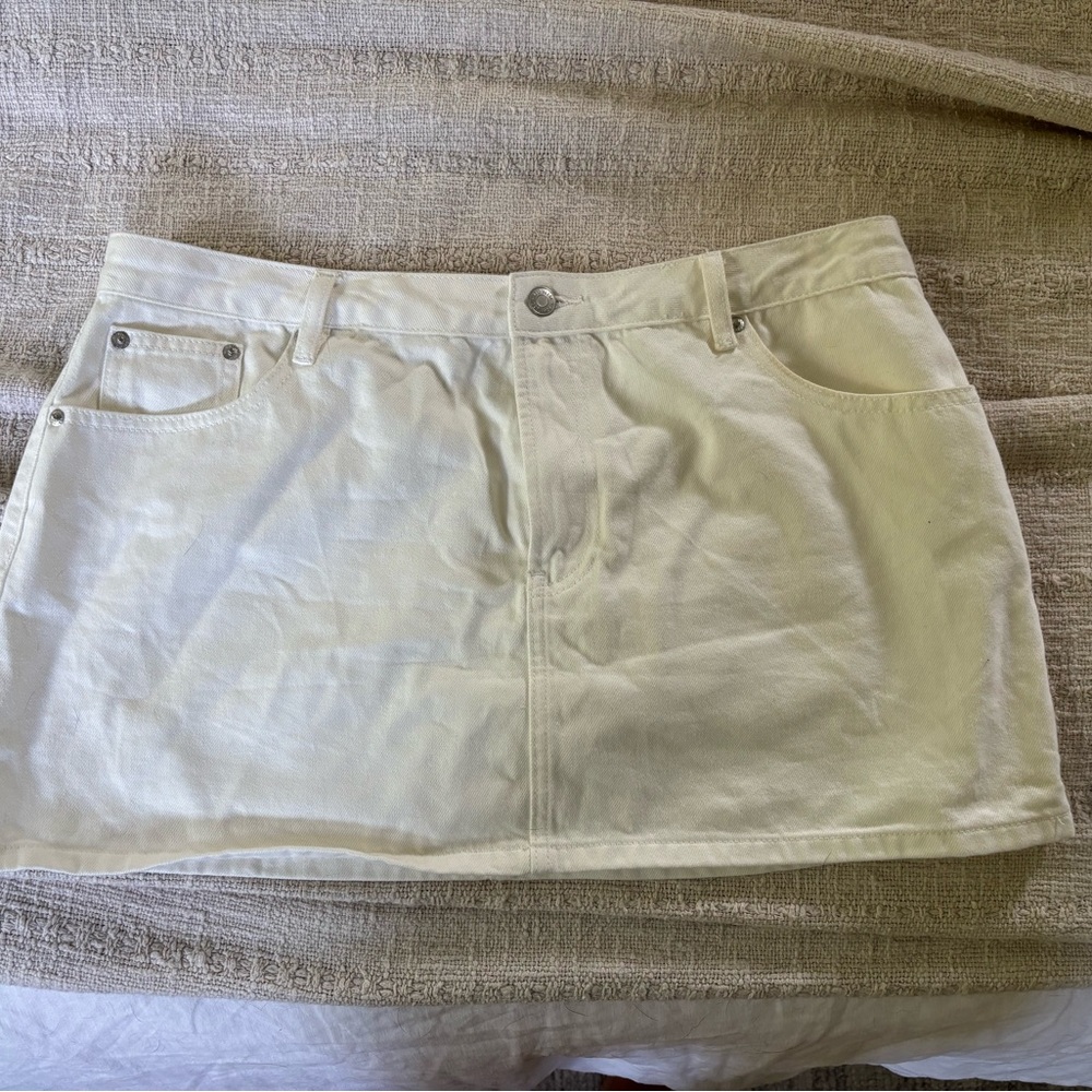 Glassons White Denim Skirt